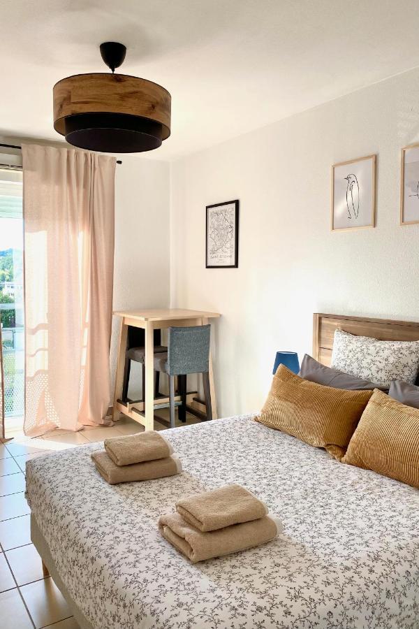 Appartement En Face Hopital Nord Saint-Priest-en-Jarez Dış mekan fotoğraf